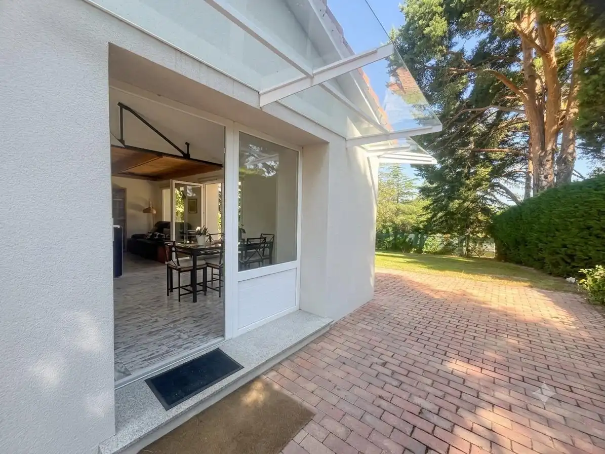 Vista exterior de Casa o chalet en venta en El Espinar con Calefacción y Terraza