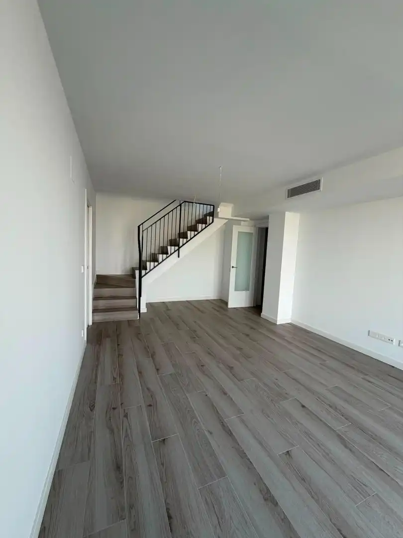 Flat for rent in Madrid  with Heating, Terrace and Storage room