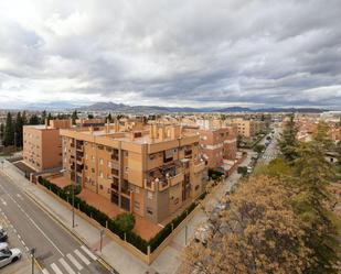 Vista exterior de Apartament en venda en  Granada Capital amb Calefacció