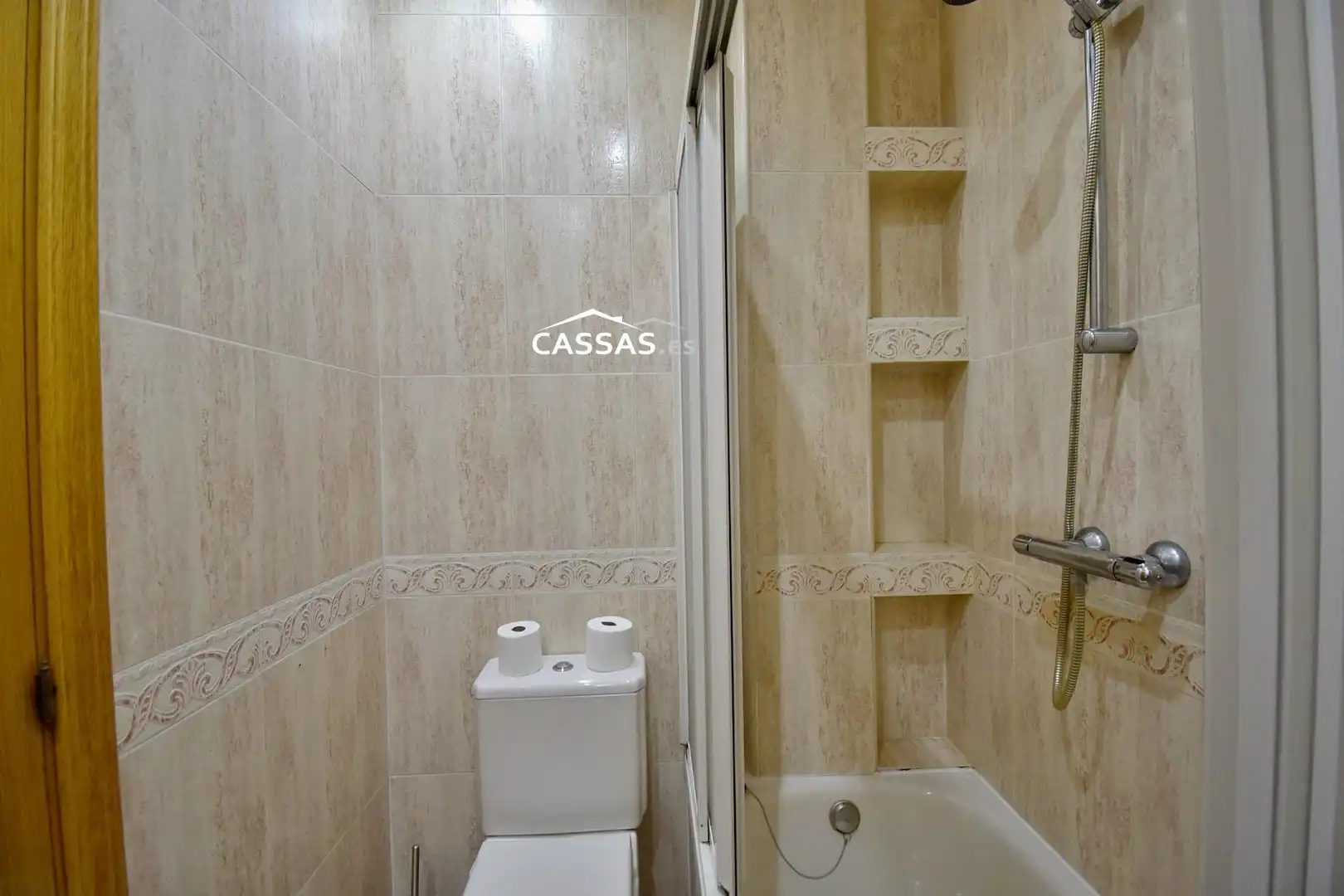 Bathroom of Flat for sale in Torrejón de Ardoz  with Heating and Parquet flooring