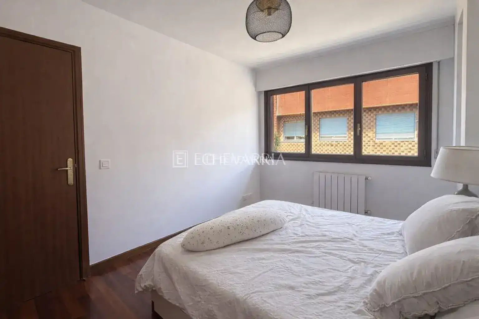 Dormitori de Dúplex en venda en Getxo  amb Calefacció i Traster