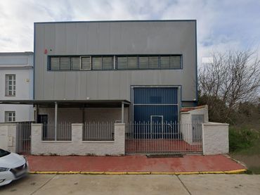 Nave industrial in vendita a Avenida Umbrete 84