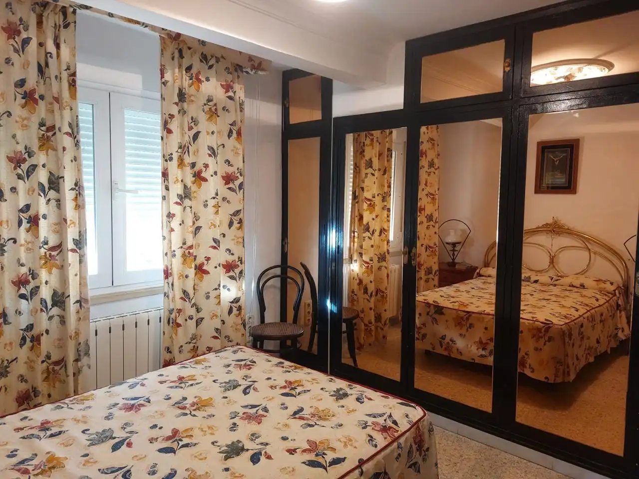 Habitación de Piso de alquiler en Cádiz con Balcón