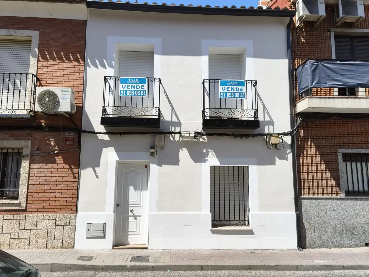 Vista exterior de Casa o xalet en venda en Ciempozuelos amb Aire condicionat, Calefacció i Jardí privat