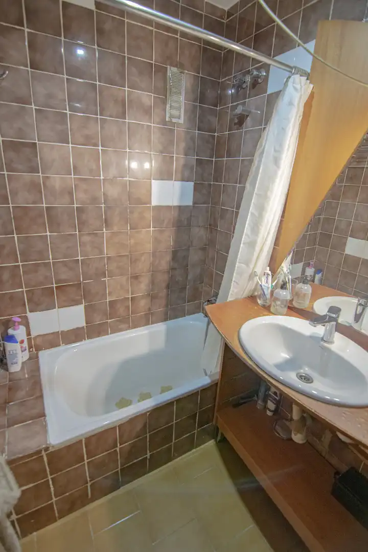 Baño de Piso en venta en Barcelona con Calefacción