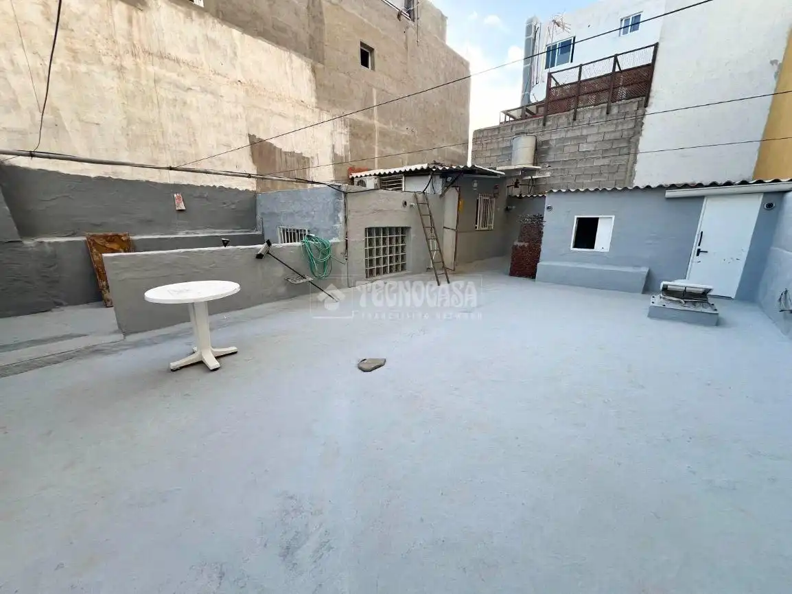 Terrassa de Casa adosada en venda en Santa Lucía de Tirajana amb Aire condicionat, Terrassa i Traster