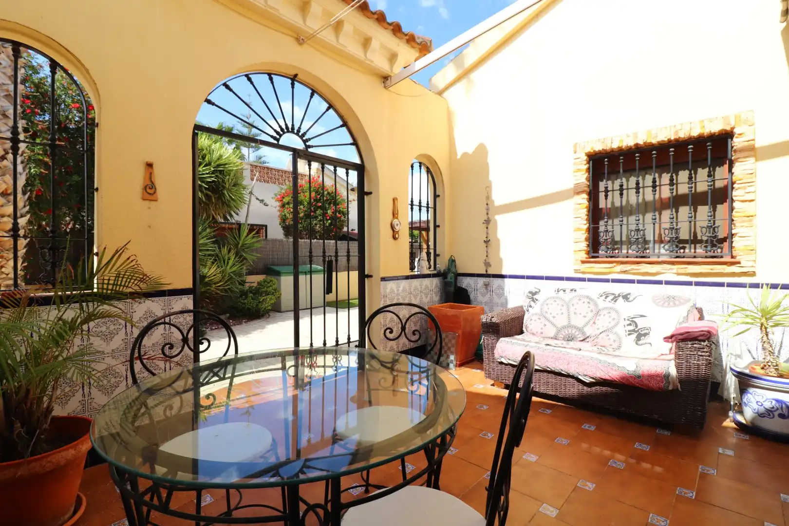 Terrassa de Casa o xalet en venda en Daya Vieja amb Terrassa i Traster