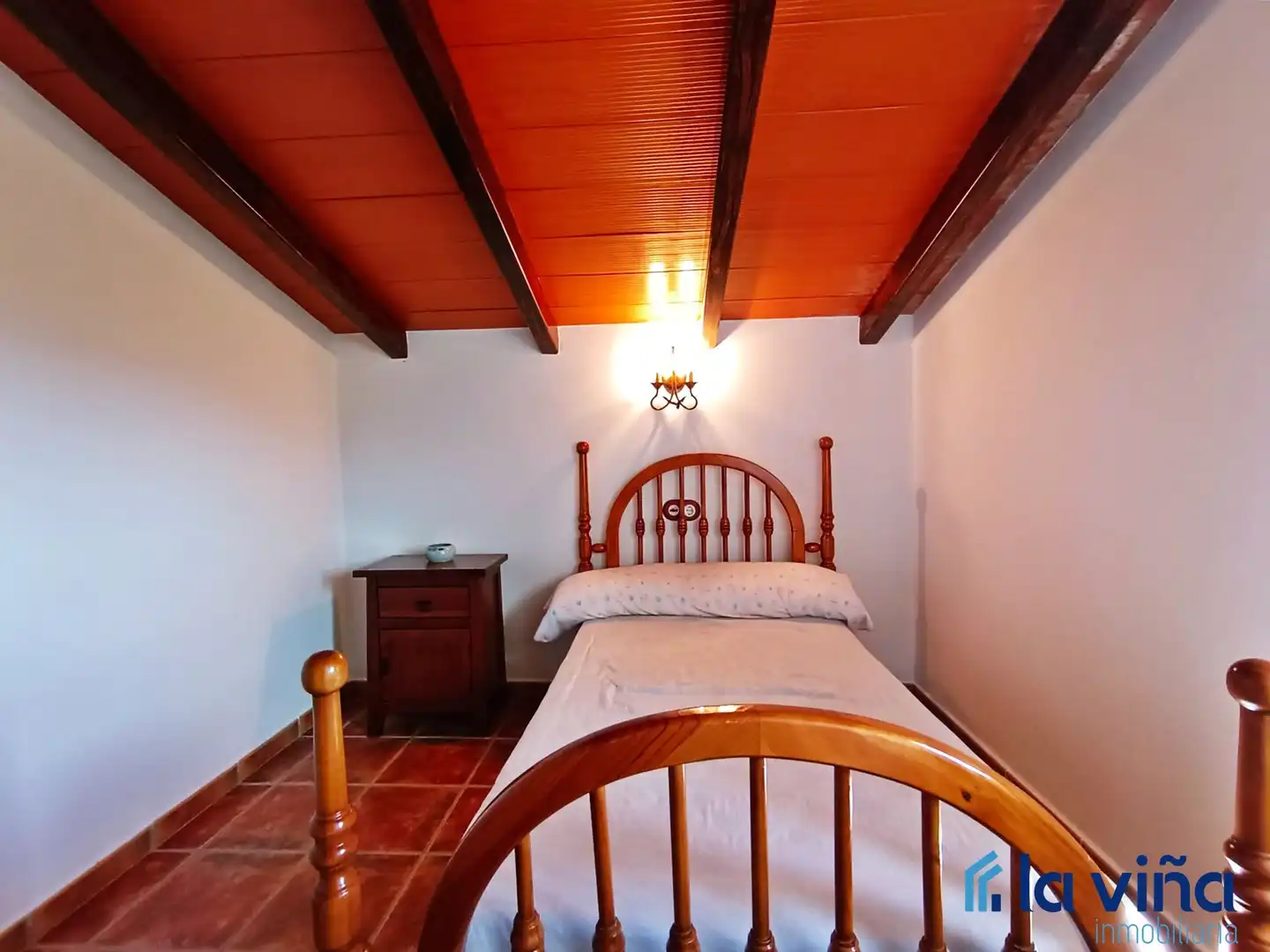 Dormitori de Casa o xalet en venda en El Burgo amb Traster, Piscina i Moblat