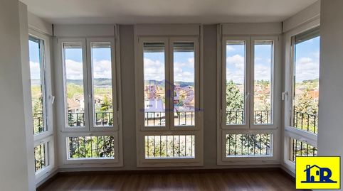 Foto 4 de Piso de alquiler en San Julian, Alameda, Cuenca Capital