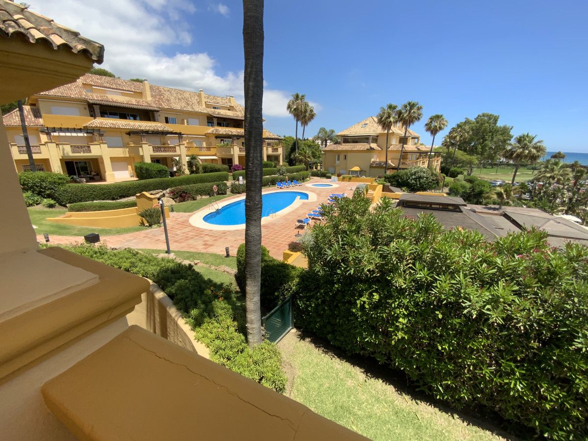 Jardí de Apartament en venda en Marbella amb Aire condicionat, Terrassa i Traster