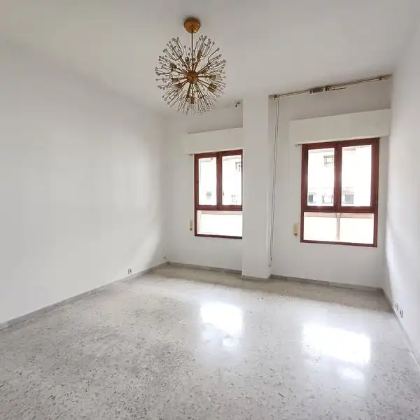 Piso en venta en Avenida Primero de Mayo, 26, Triana