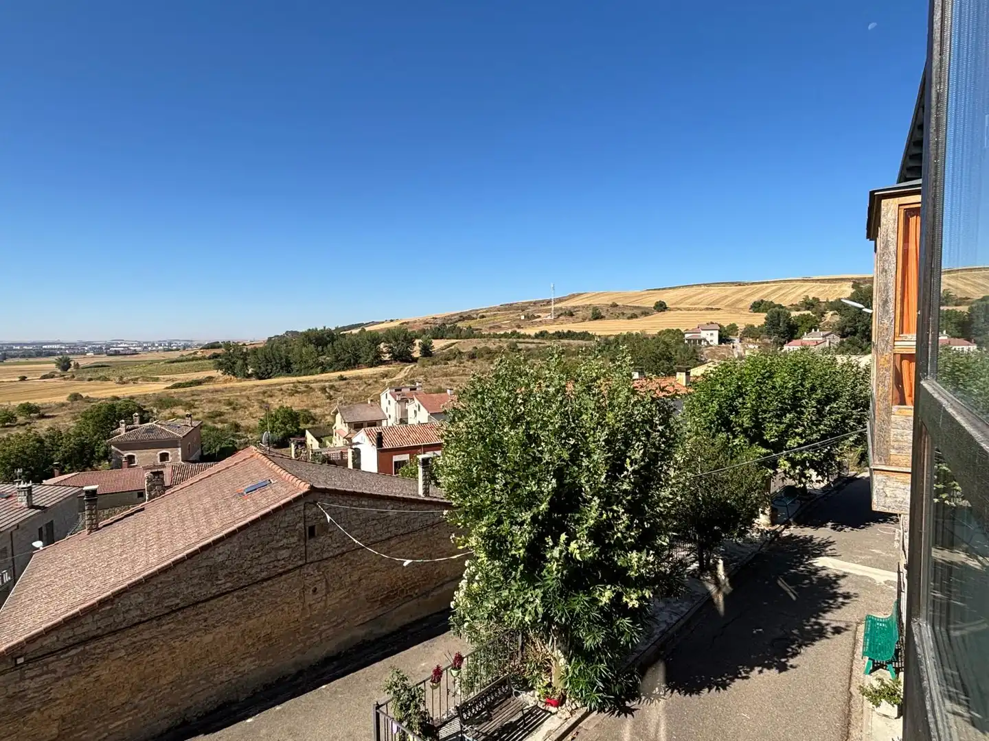 Exterior view of Country homes for sale in Villayerno Morquillas  with Heating, Parquet flooring and Storage room