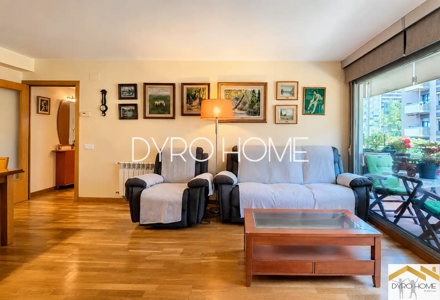 Wohnzimmer von Wohnung zum Verkauf in Barcelona mit Heizung und Terrasse
