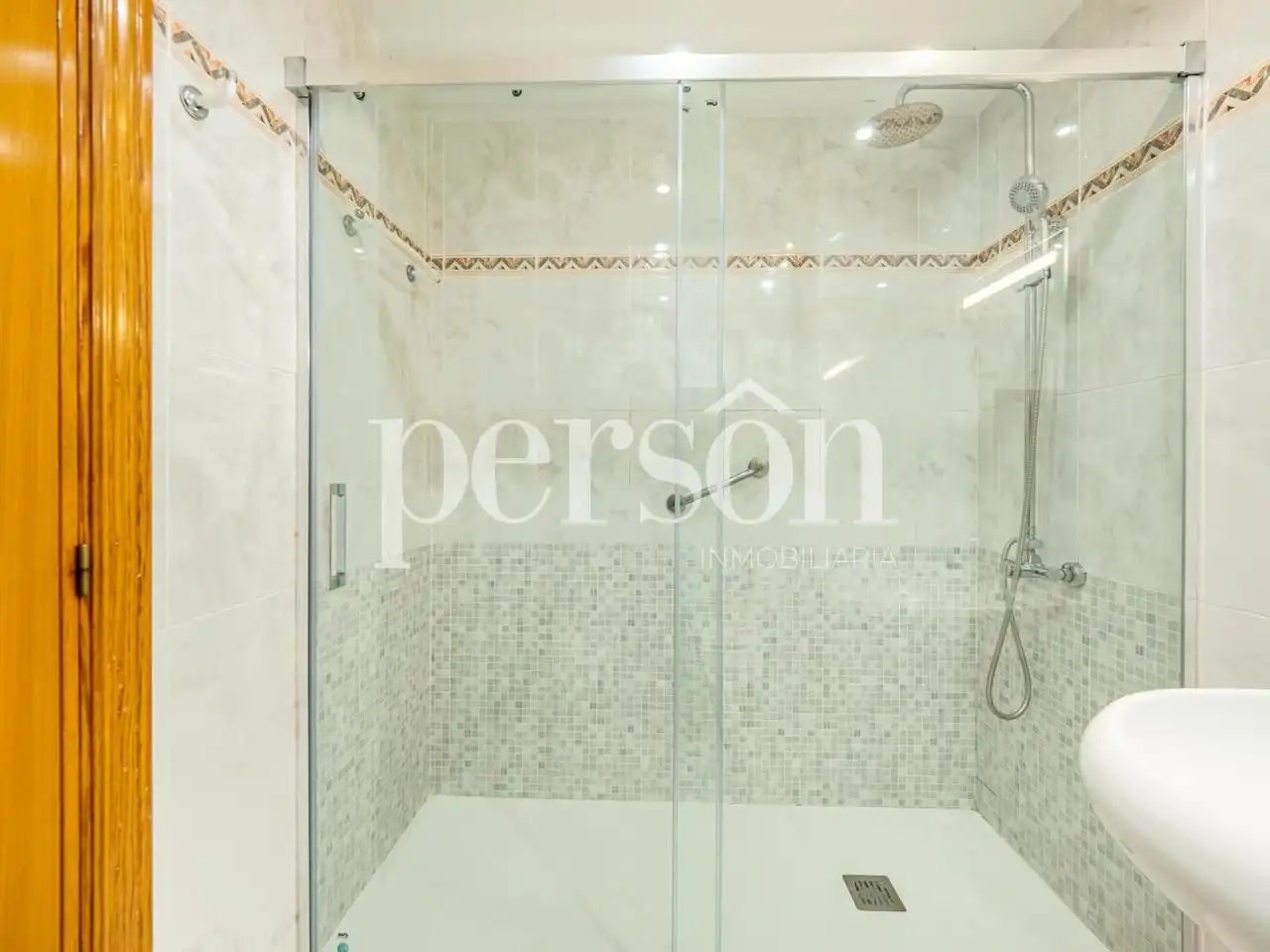 Baño de Piso en venta en Valencia con Aire acondicionado, Calefacción y Parquet