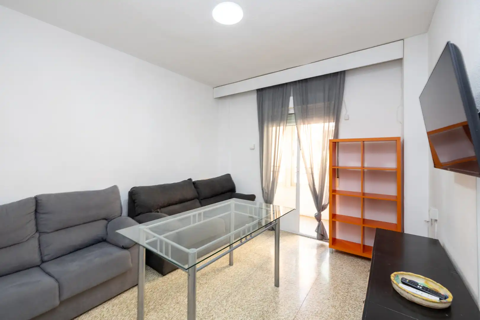 Piso con terraza en alquiler en Calle Pedro Antonio de Alarcón 43
