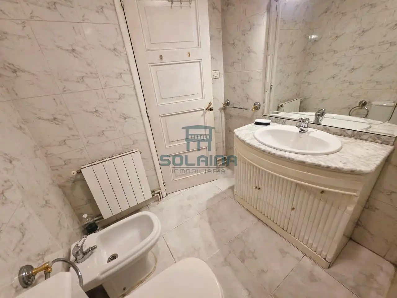 Baño de Piso en venta en Ourense Capital  con Calefacción y Trastero