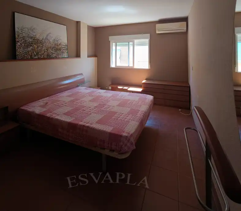Habitación de Piso en venta en Alicante / Alacant con Aire acondicionado, Amueblado y Horno