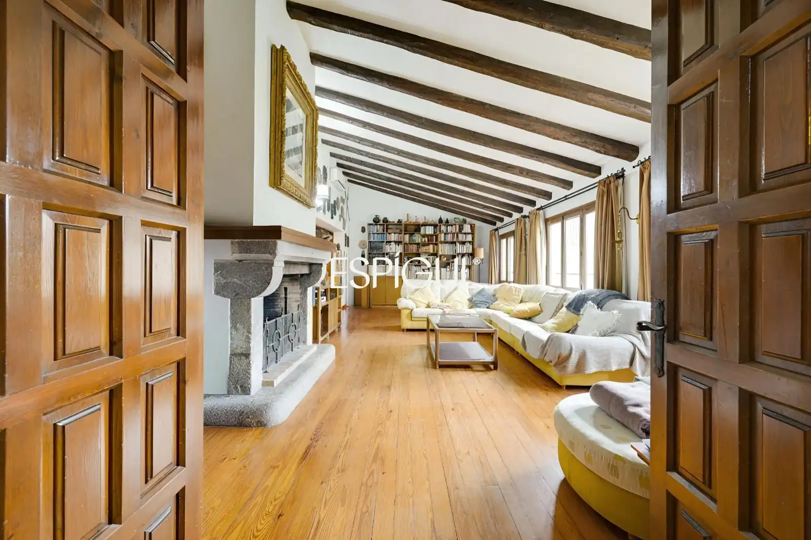 Sala de estar de Casa o chalet en venta en Torroella de Montgrí con Calefacción, Terraza y Piscina