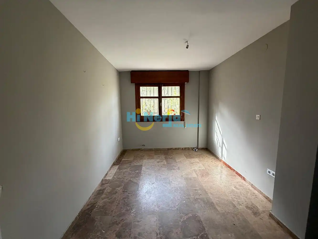 Casa adosada en venda en La Zubia amb Terrassa i Piscina