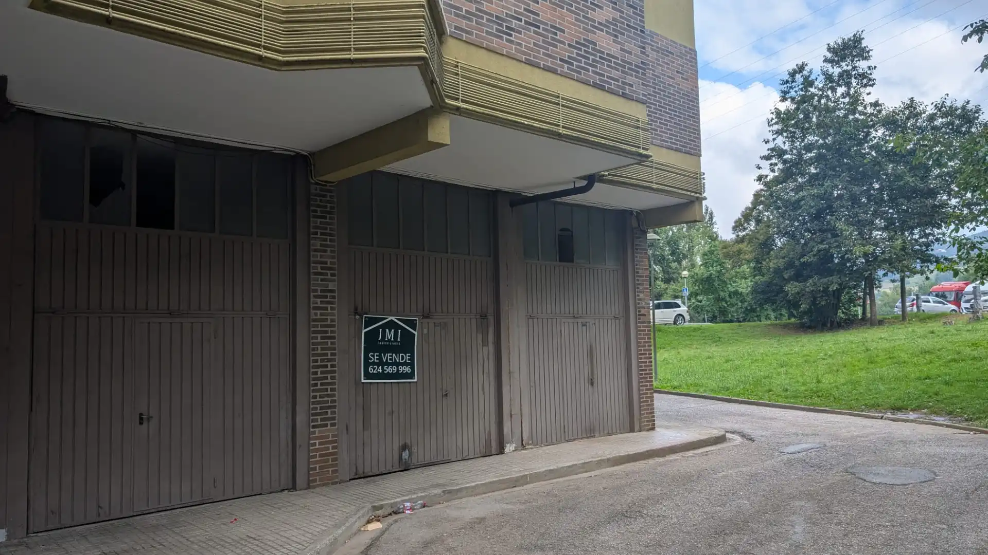 Vista exterior de Local en venta en Villabona