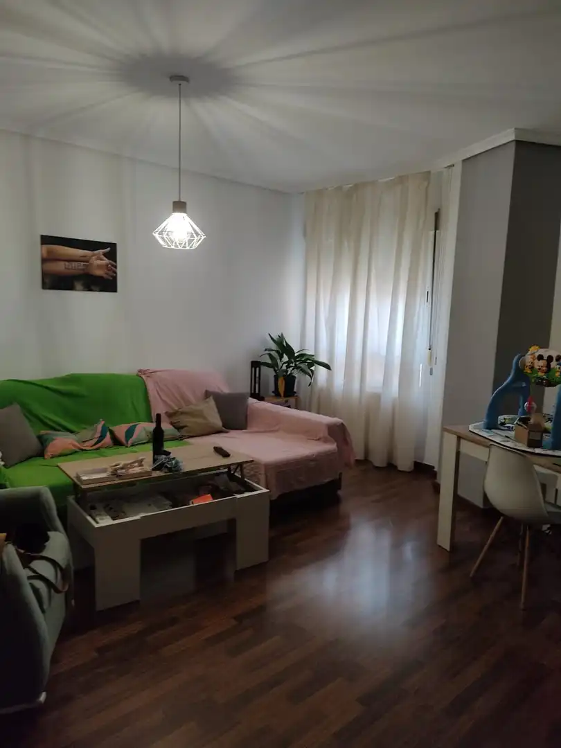 Wohnzimmer von Erdgeschoss zum Verkauf in Albacete mit Klimaanlage, Heizung und Abstellraum