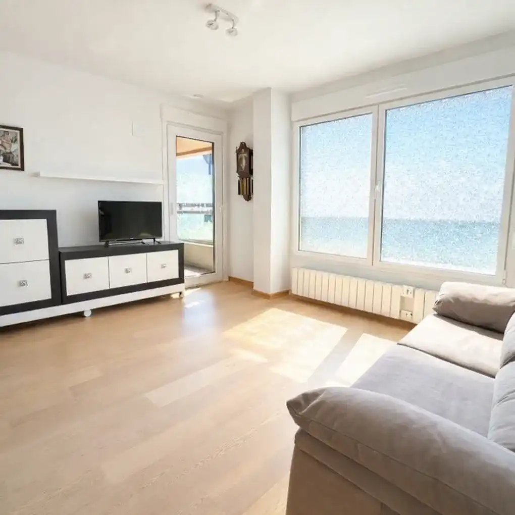 Sala de estar de Piso en venta en Vitoria - Gasteiz con Calefacción, Parquet y Terraza