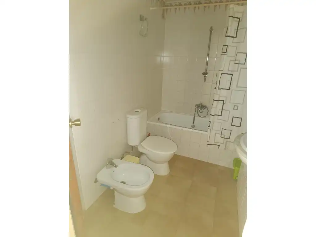 Bathroom of Flat for sale in Vilafranca del Penedès  with Balcony