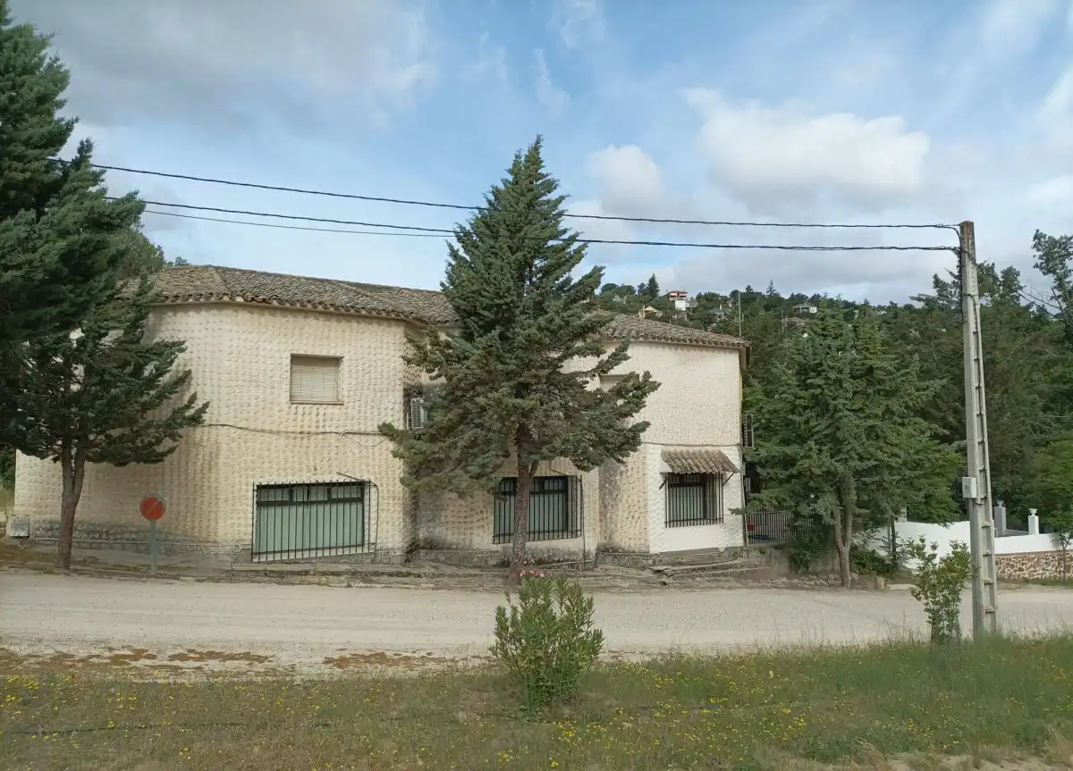 Vista exterior de Casa o chalet en venta en Navahermosa con Terraza y Balcón