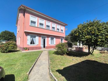 Casa amb jardí en venda a A Malata - Catabois - Ciudad Jardín