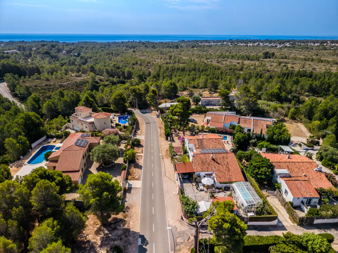 Vista exterior de Casa o xalet en venda en L'Ametlla de Mar  amb Aire condicionat, Calefacció i Jardí privat