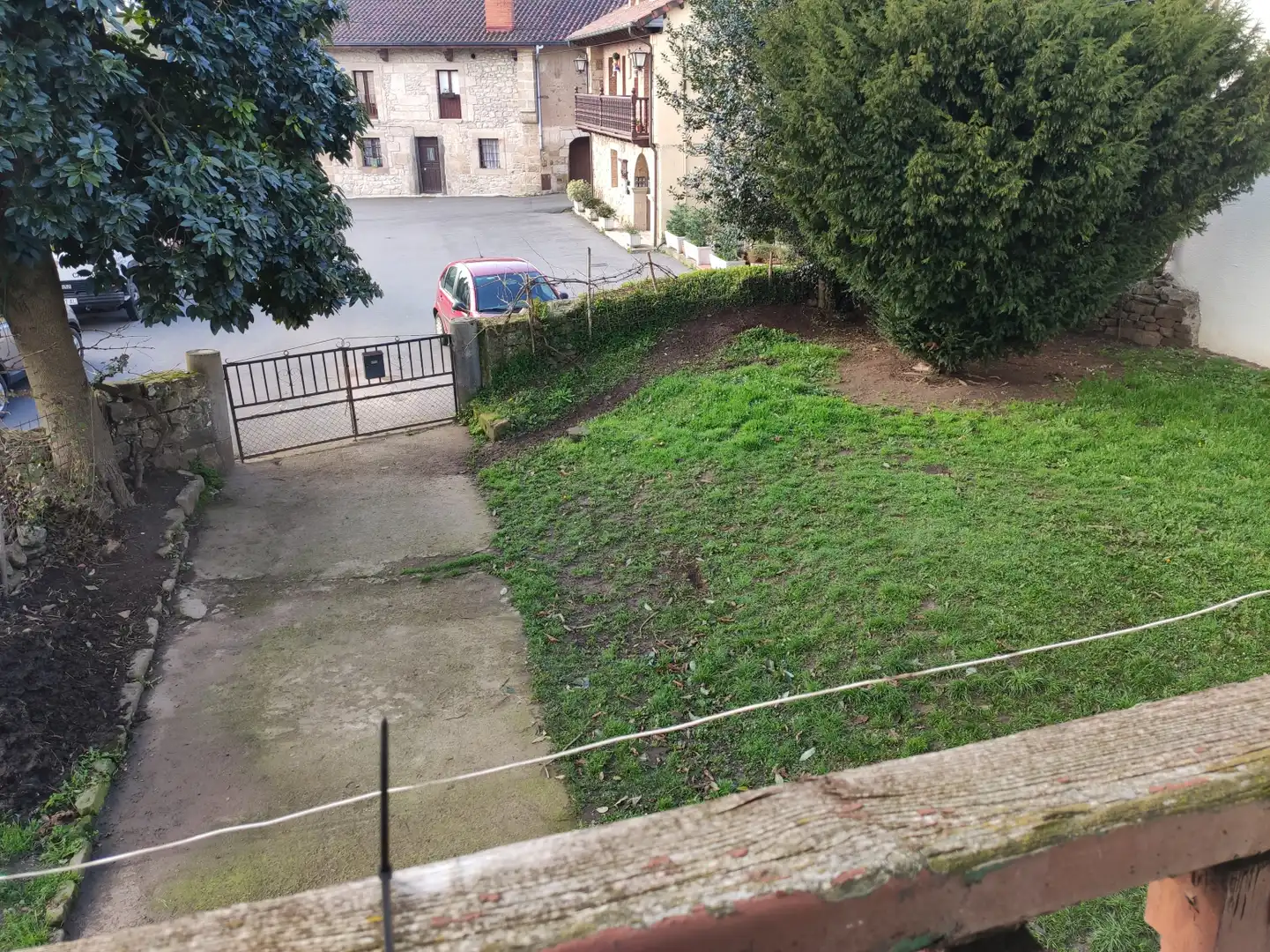 Jardí de Casa o xalet en venda en Los Corrales de Buelna  amb Jardí privat