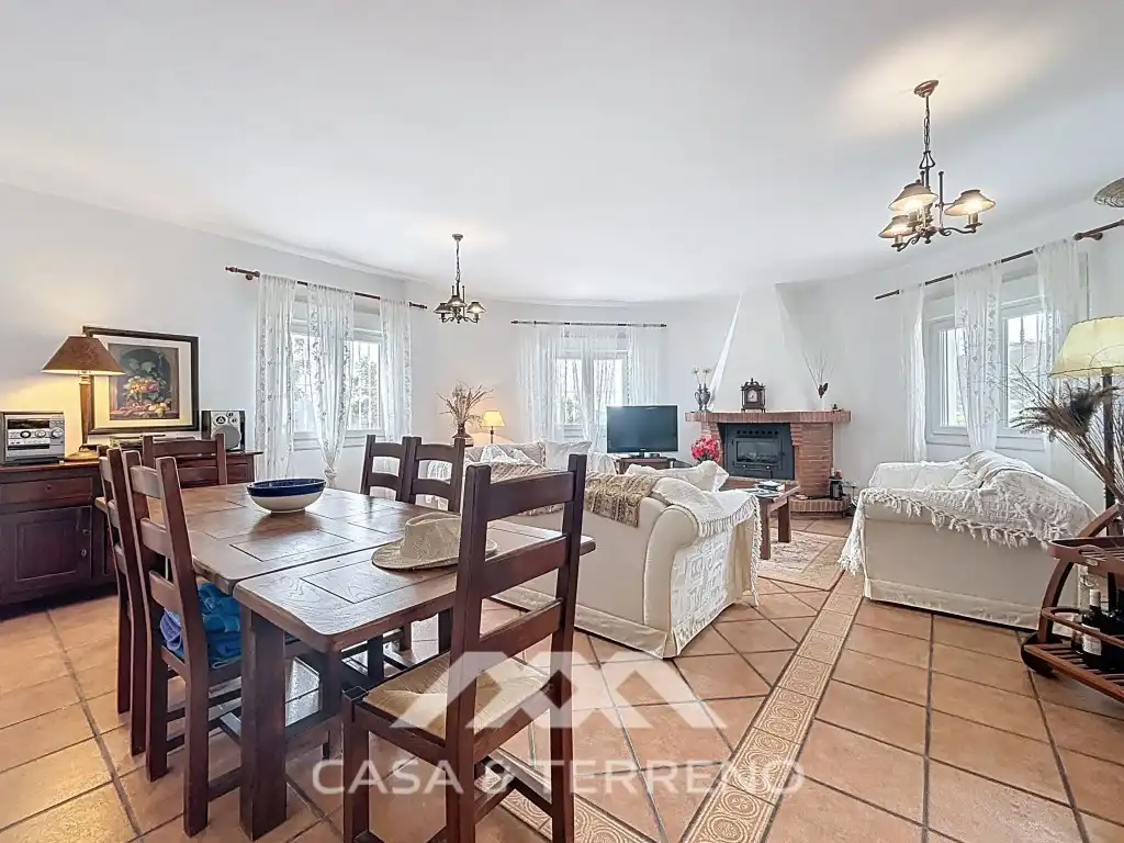 Sala d'estar de Casa o xalet en venda en Canillas de Albaida amb Aire condicionat, Calefacció i Jardí privat
