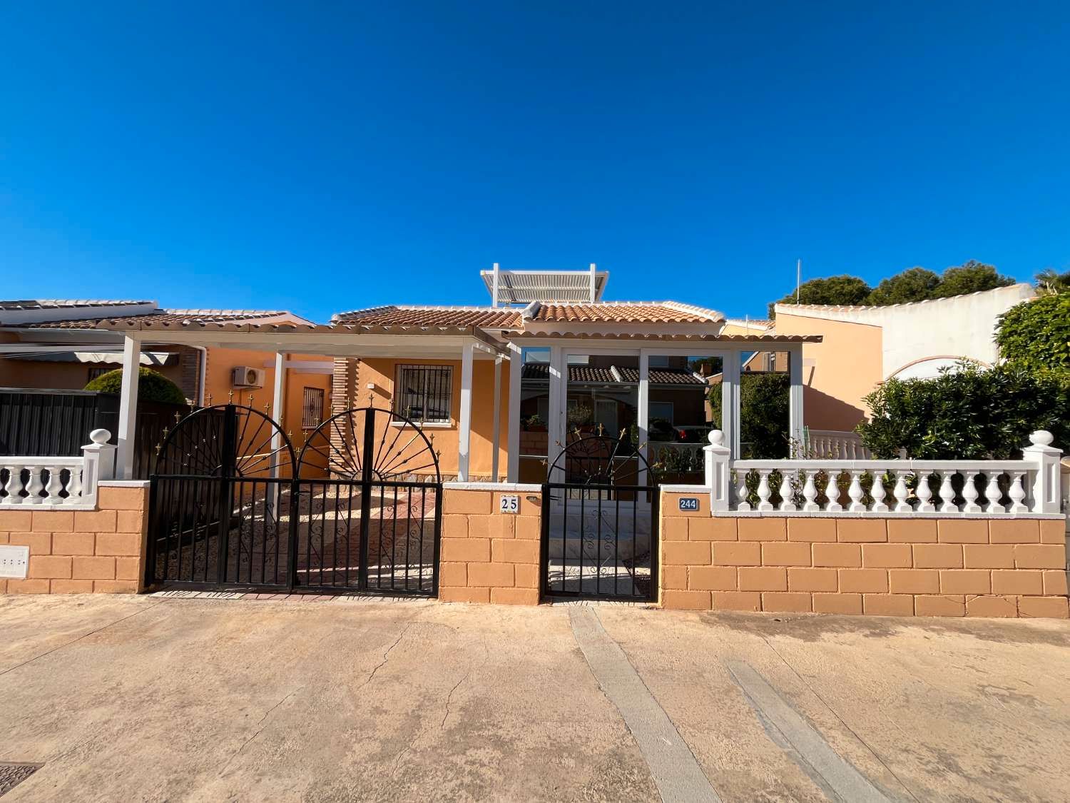 Exterior view of House or chalet for sale in Orihuela  with Air Conditioner, Heating and Terrace