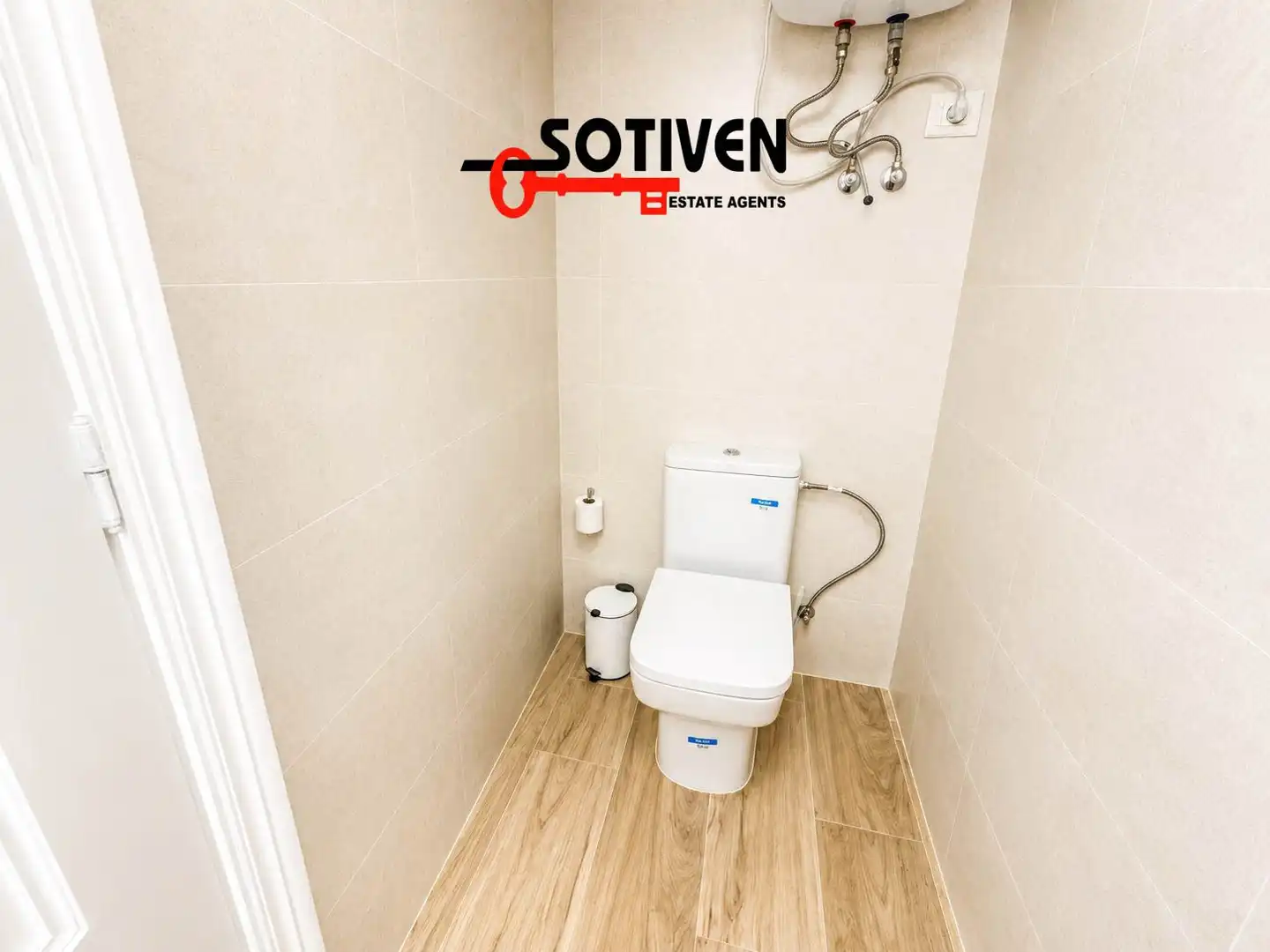 Bathroom of Apartments for rent in Arona  with Terrace, Balcony and Community pool