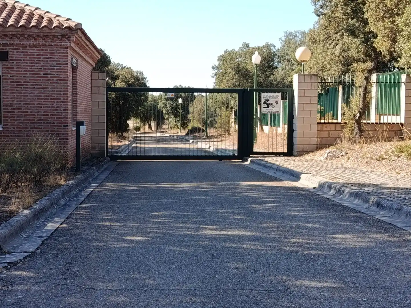 Parkplatz von Residential zum Verkauf in Lerma