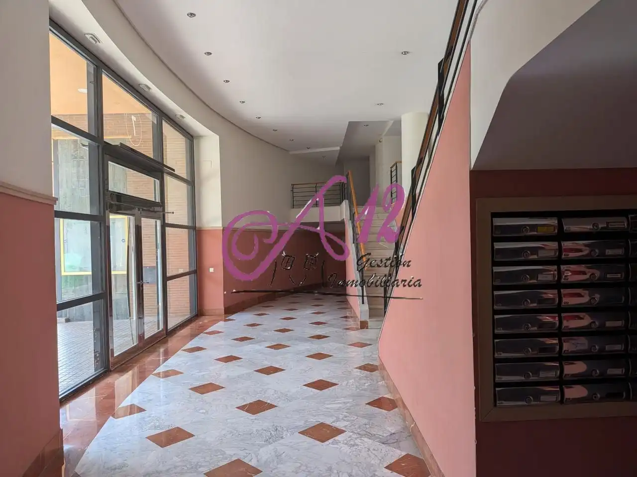 Flat for sale in Valencia  with Air Conditioner, Terrace and Community pool