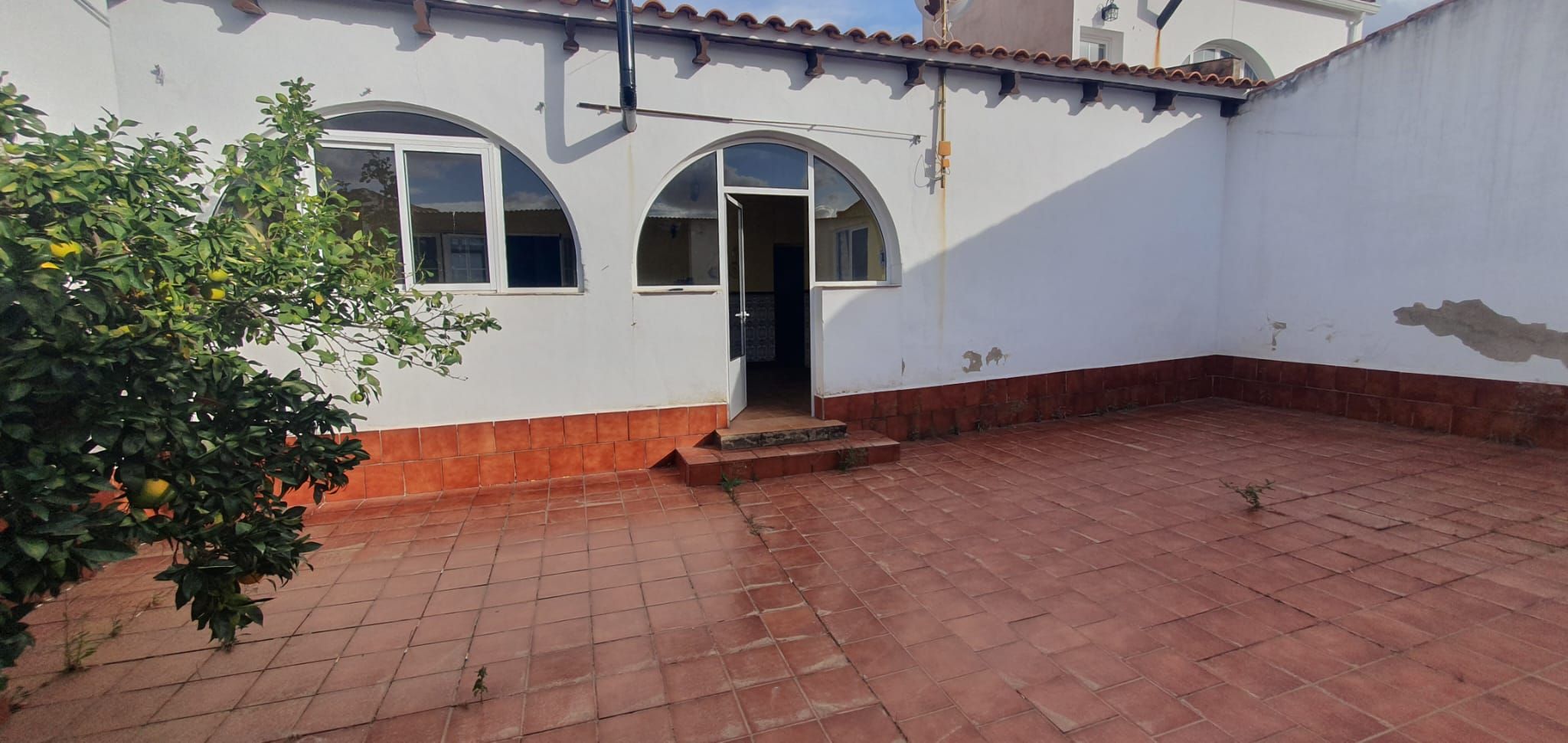 Vista exterior de Casa o xalet en venda en Corte de Peleas amb Traster