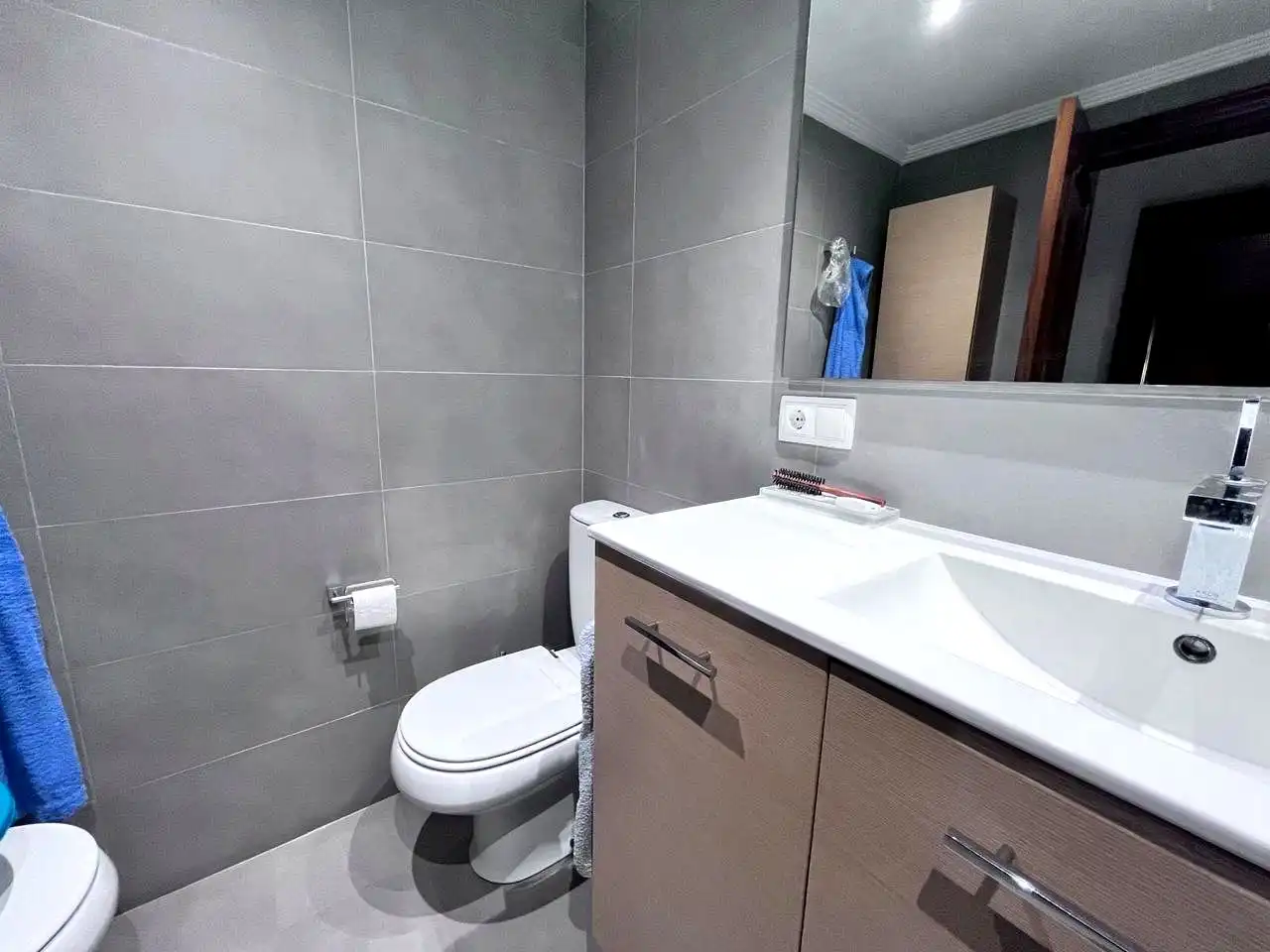 Bany de Pis en venda en Vitoria - Gasteiz amb Calefacció, Parquet i Terrassa
