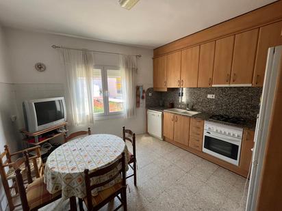 Kitchen of Flat for sale in Valderrobres  with Furnished, Oven and Washing machine