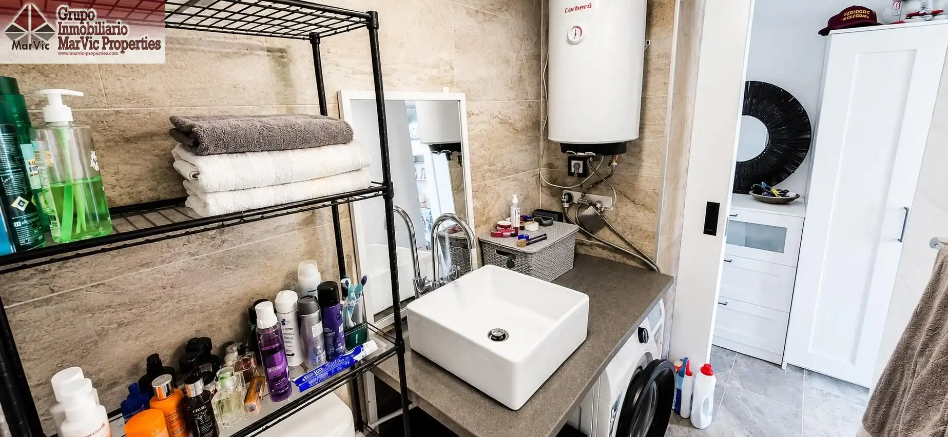 Bathroom of Study for sale in Benidorm  with Terrace, Furnished and Community pool