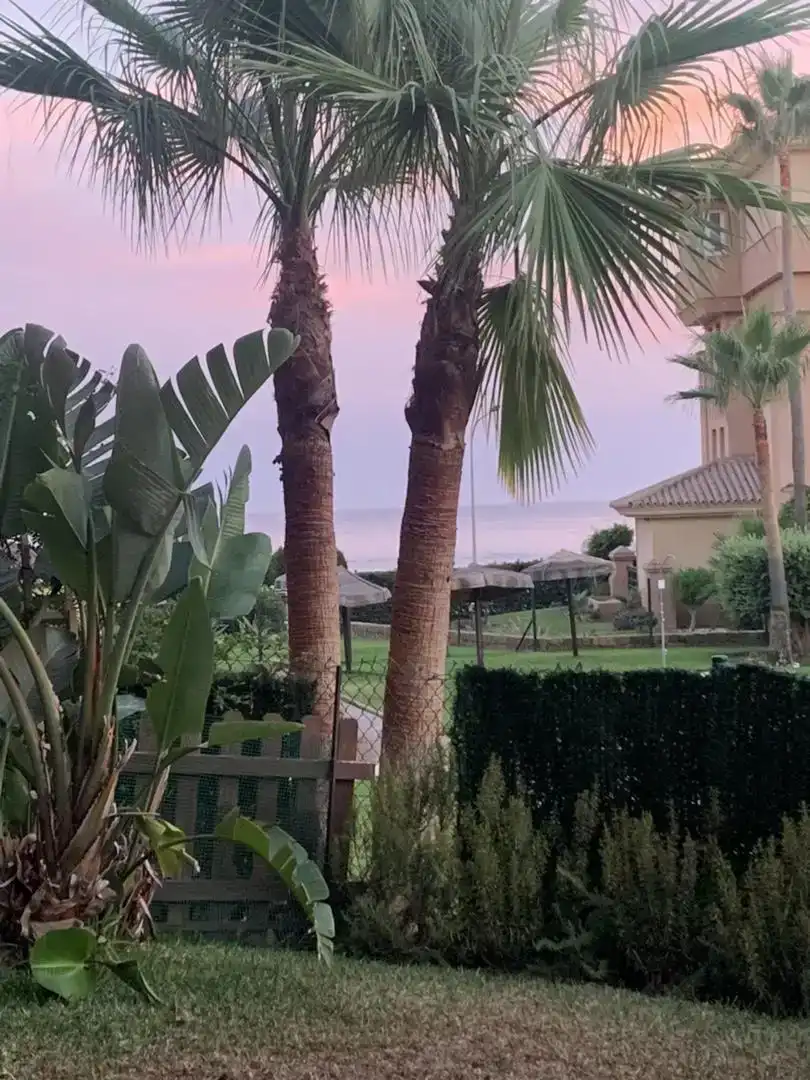Außenansicht von Erdgeschoss zur Miete in Torrox mit Privatgarten, Schwimmbad und Möbliert
