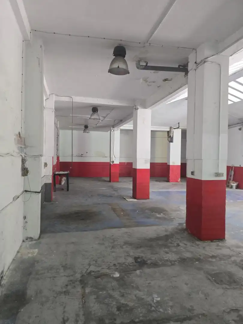 Geschaftsraum zur Miete in Zaragoza