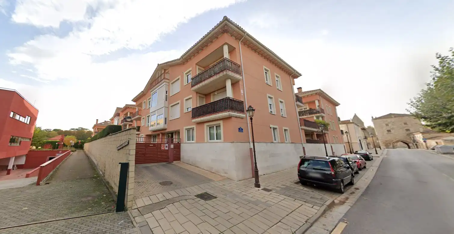 Vista exterior de Casa o chalet en venta en Burgos
