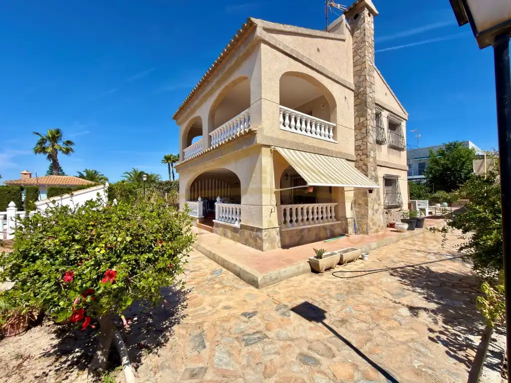 Chalet con piscina en venta en San Fulgencio, imagen 6