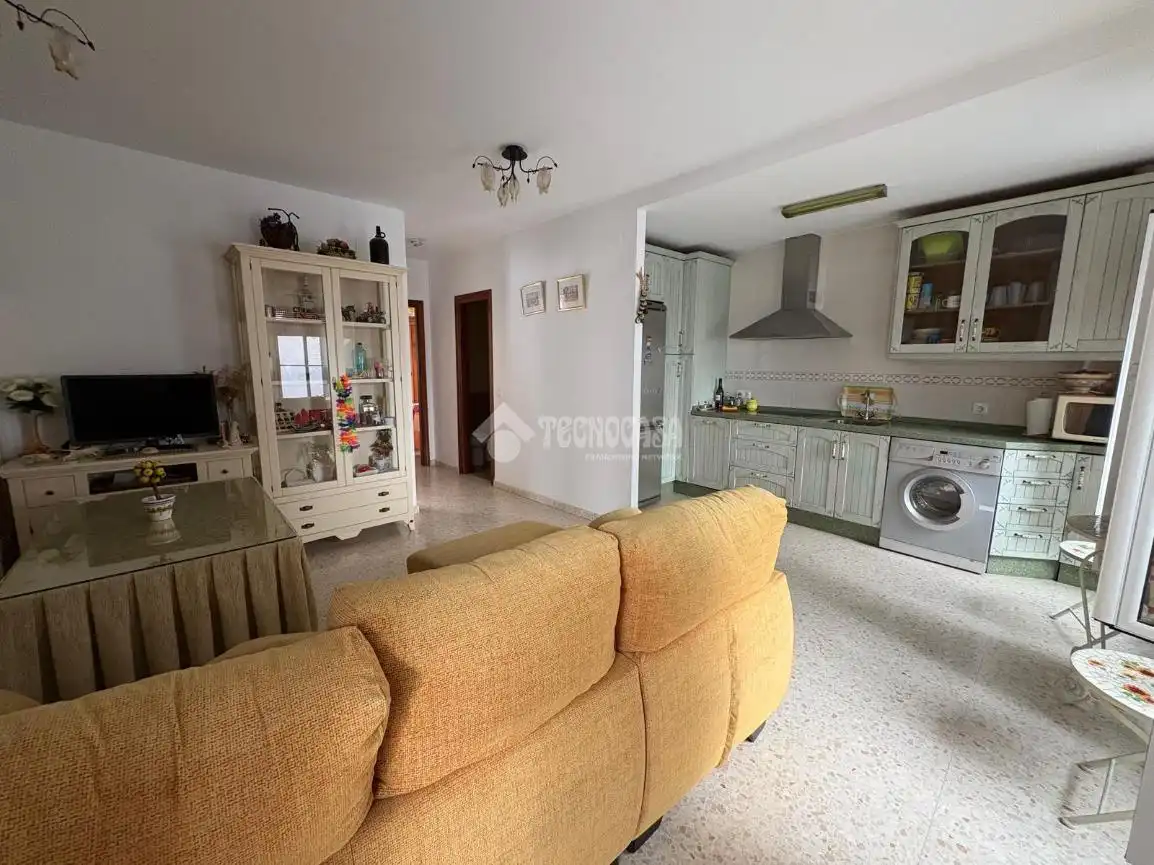 Sala de estar de Piso en venta en Sanlúcar de Barrameda con Aire acondicionado