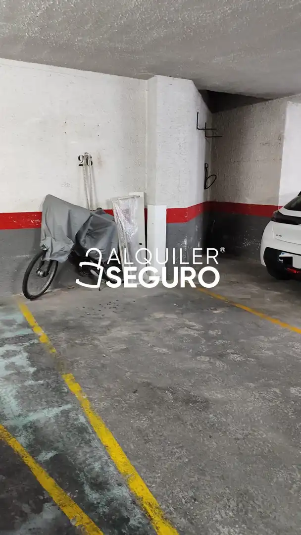 Parking de Piso de alquiler en Valencia con Aire acondicionado y Calefacción