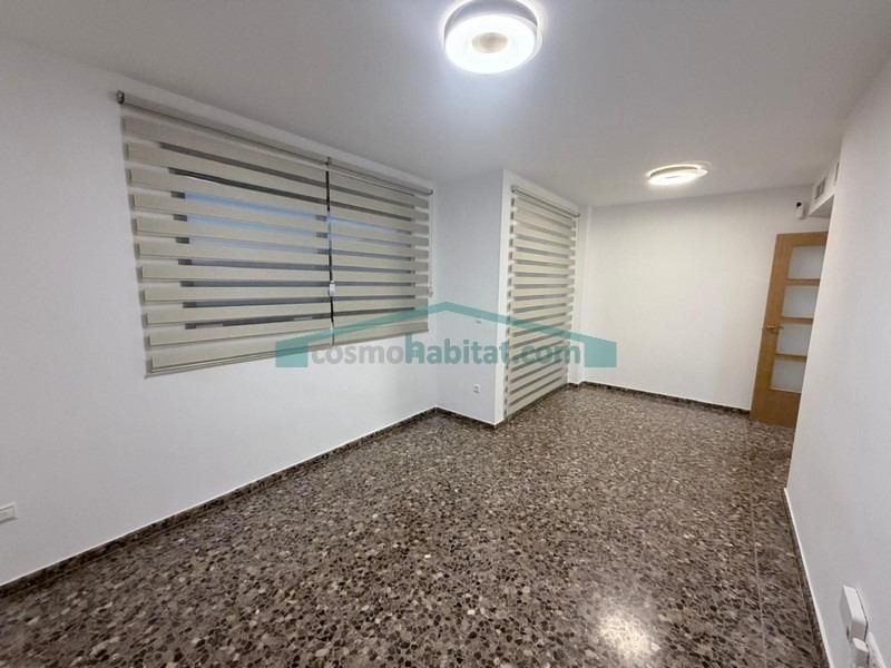 Vista exterior de Piso de alquiler en Benaguasil con Aire acondicionado, Balcón y Alarma