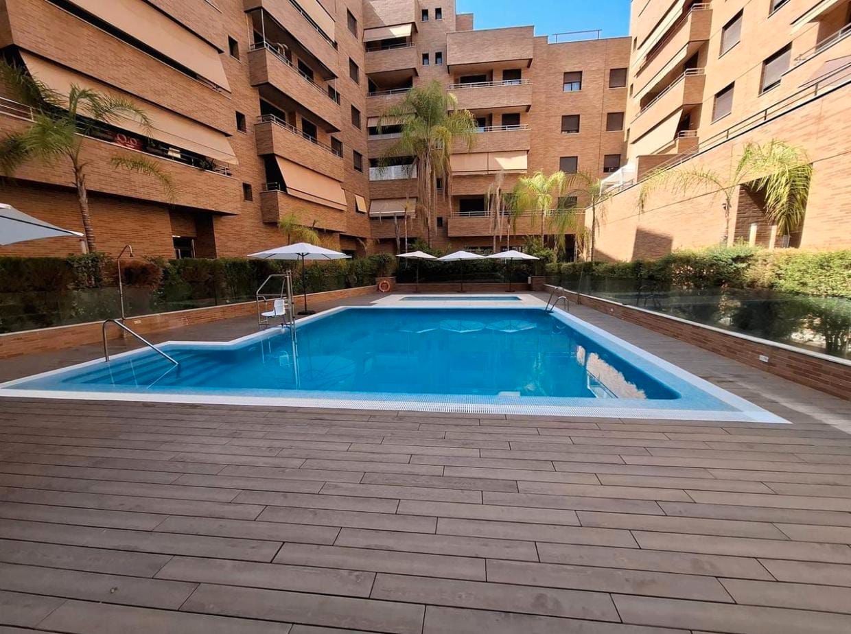 Piscina de Pis en venda en  Córdoba Capital amb Aire condicionat, Calefacció i Terrassa