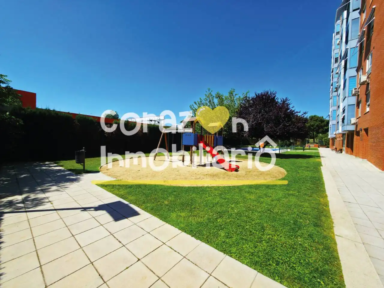 Garden of Flat for sale in Madrid  with Heating, Parquet flooring and Storage room