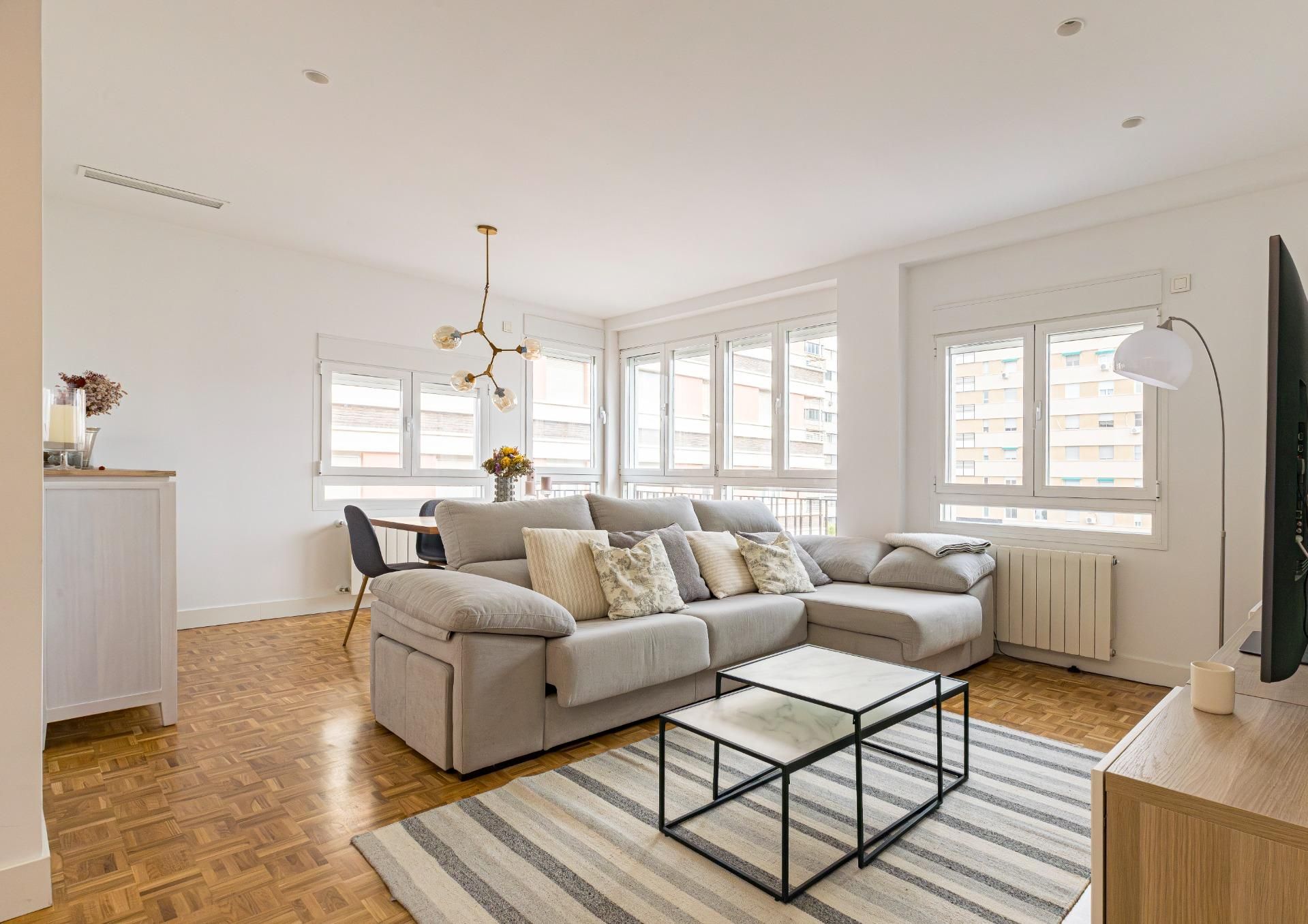 Living room of Flat for sale in  Murcia Capital  with Air Conditioner and Parquet flooring